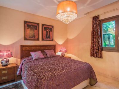 Villa on the Golden Mile, walking distance to the Puente Romano hotel 05
