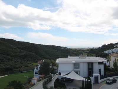 Brand-new villa in a gated development in La Quinta 12