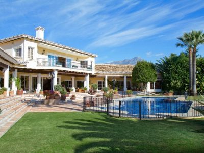 Uitzonderlijke Private Villa op 6 Acre Plot, La Quinta, Marbella