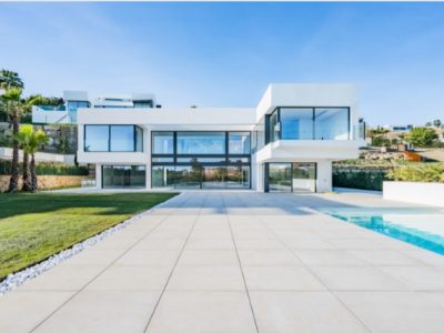 Fabulous Eco-friendly Villa in a Privileged Position in Benahavis, Marbella
