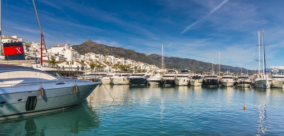 Luxury Shops in Puerto Banus: Fashion and Exclusivity