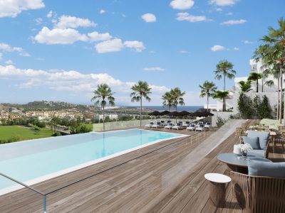 Spacious Two Bedroom Apartment with Panoramic Views in Marbella East