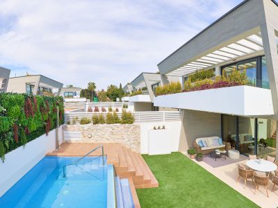 Luxury Semi-detached Villa in Puerto Banus, Marbella
