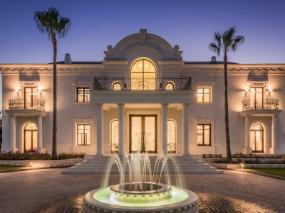Große majestätische Villa mit Meerblick in Hacienda las Chapas, Marbella