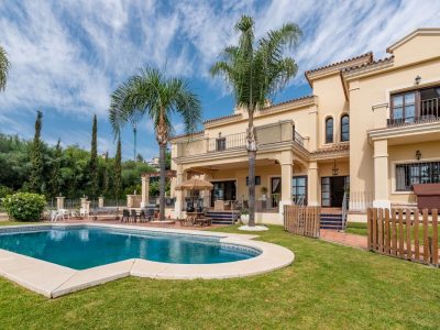 Spectaculaire villa te koop in het hart van Paraiso Alto, Benahavis,  Marbella
