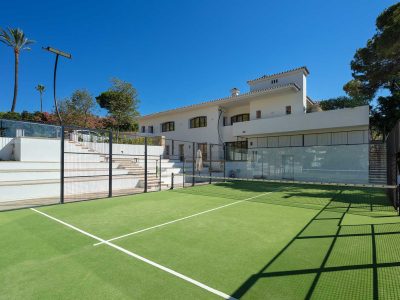 tennis-court-villa-gratitude-golden-mile-marbella