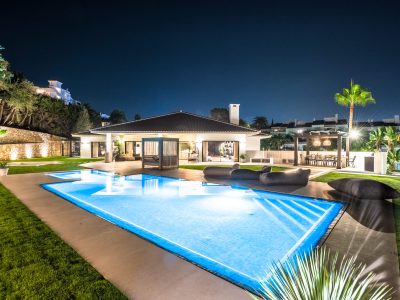 Exceptional Luxury Villa  Walking Distance to Puerto Banus, Marbella