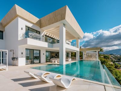 Villa Moderna de Lujo en Venta en Paraíso Alto, Marbella