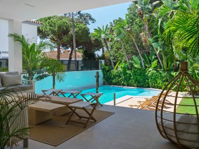marbella-modern-luxury-villa-in-los-monteros-next-to-the-beach-villa-in-los-monteros (1)