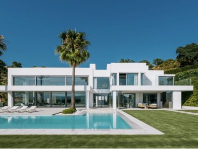 High-end luxe villa in eigentijdse stijl te koop in la Zagaleta, Marbella