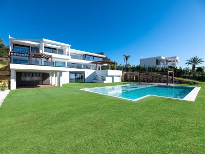 Modern Villa for Sale in Marbella Club Golf Resort, Marbella