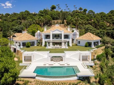 Außergewöhnliches Herrenhaus mit Meerblick zum Verkauf in La Zagaleta