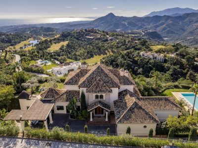 Villa te koop met adembenemend uitzicht op het beste perceel in La Zagaleta
