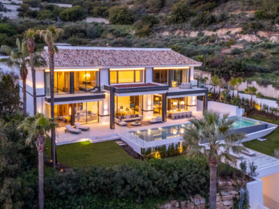 Luxury Villa for Sale in Camoján, Golden Mile Marbella
