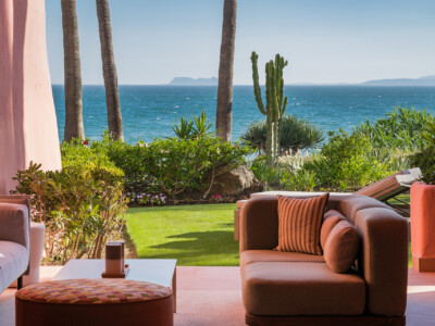 Luxury Beachfront Apartment for Sale in Estepona, New Golden Mile