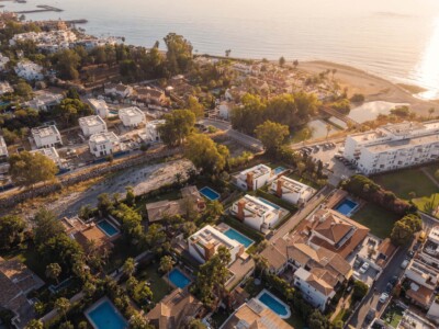 Luxury Villa for Sale Close to the Beach in Cortijo Blanco, Marbella
